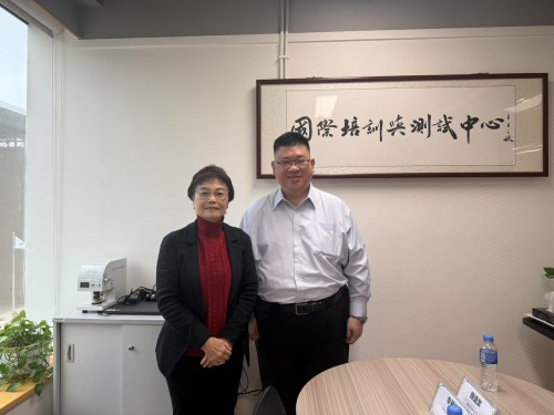 連灜洲紀念獎學金新加坡學者鍾盛業到訪我院