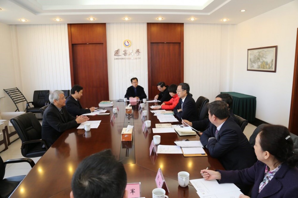 The two sides held friendly talks.