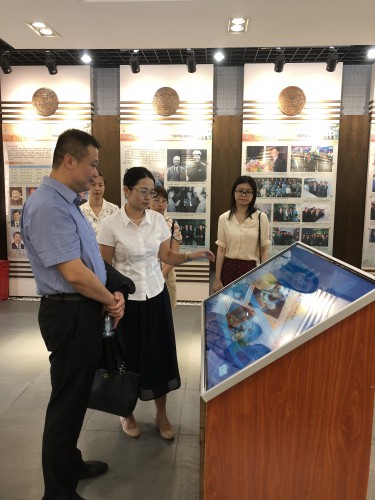 我中心葉桂平主任拜訪廈門大學檔案館